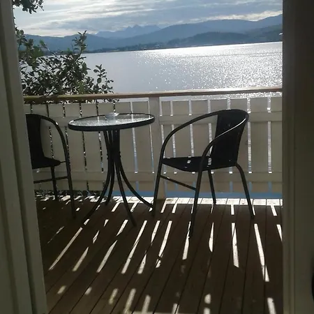 Furoy And Boating Apartment