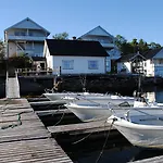 Furoy And Boating *